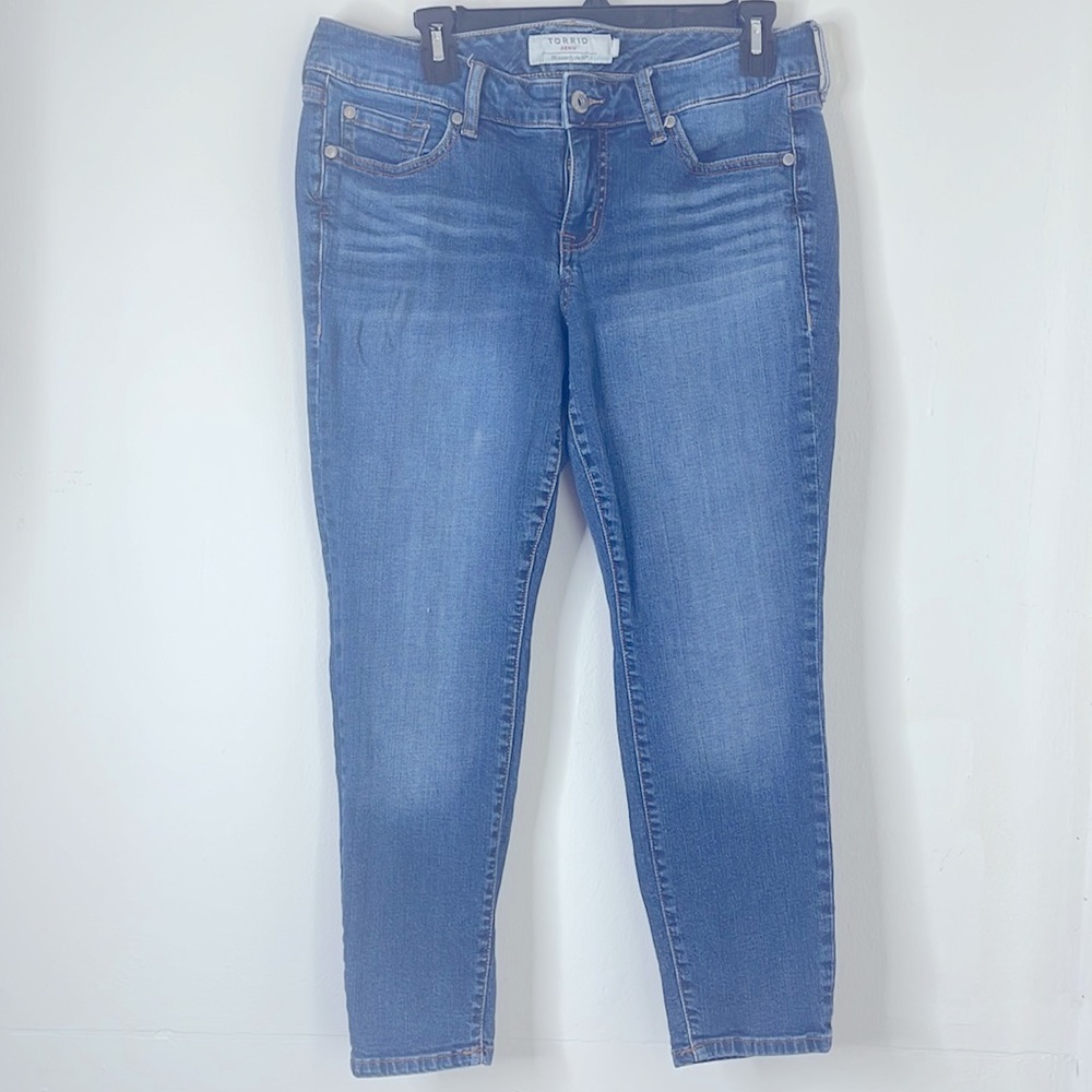 🇺🇸Torrid Skinny Ankle Jeans